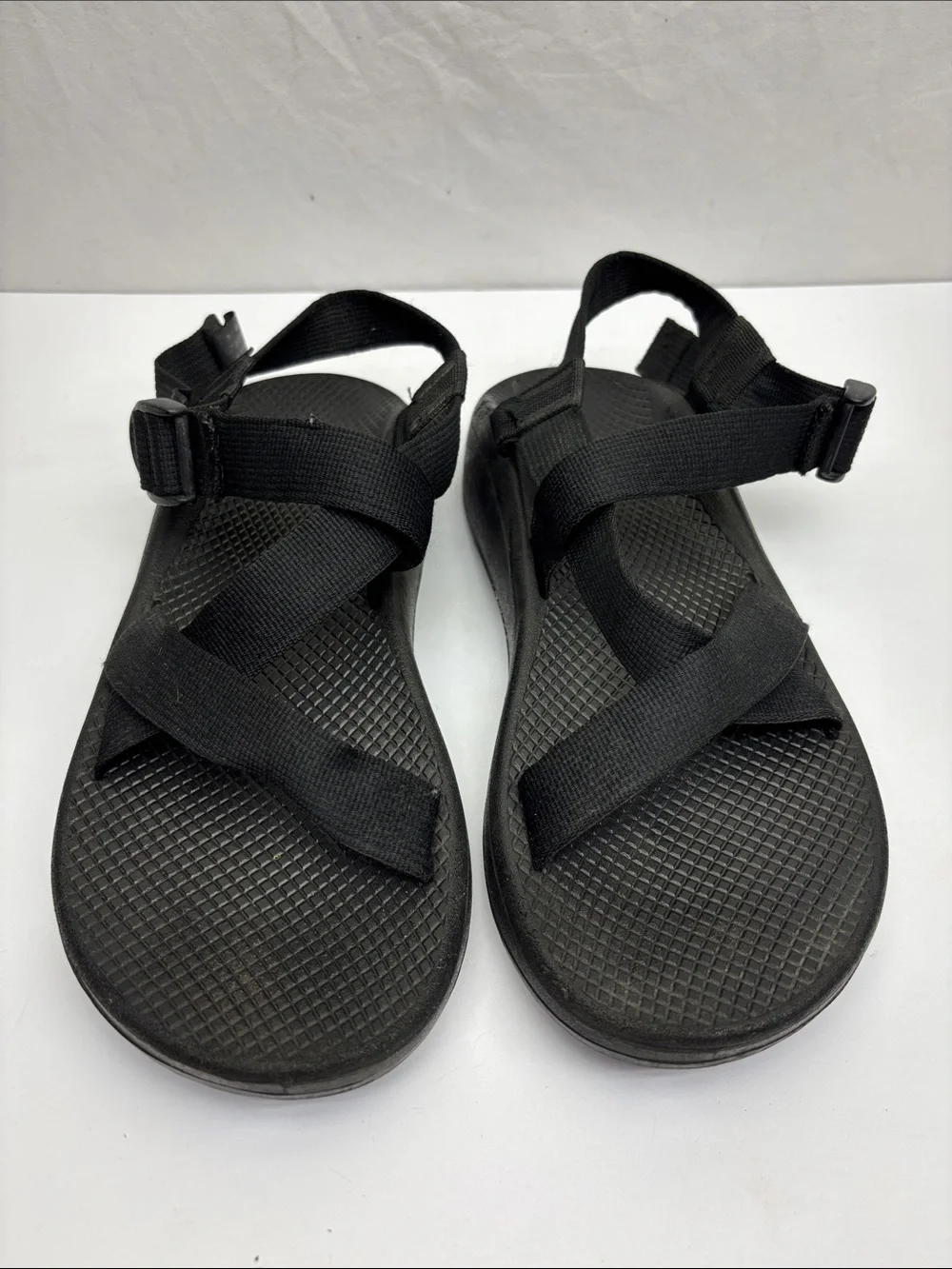 Chaco Black Strappy Outdoor Sandals, SZ 10 for men’s, box 41